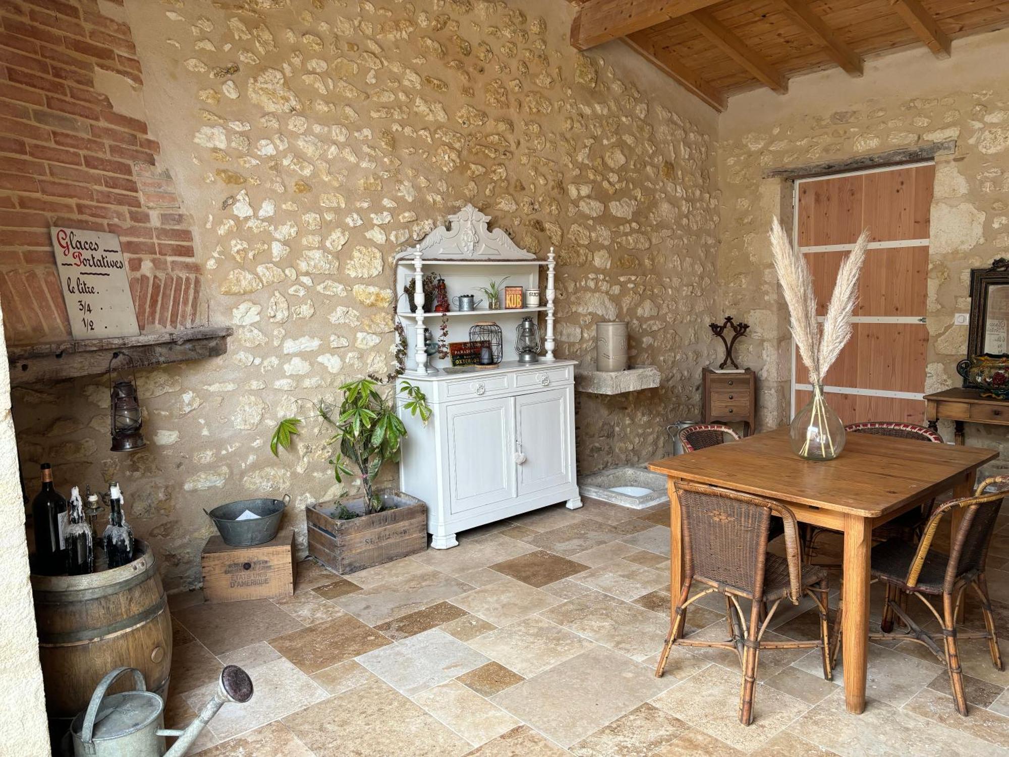 Chateau La Fon Du Berger Holiday home