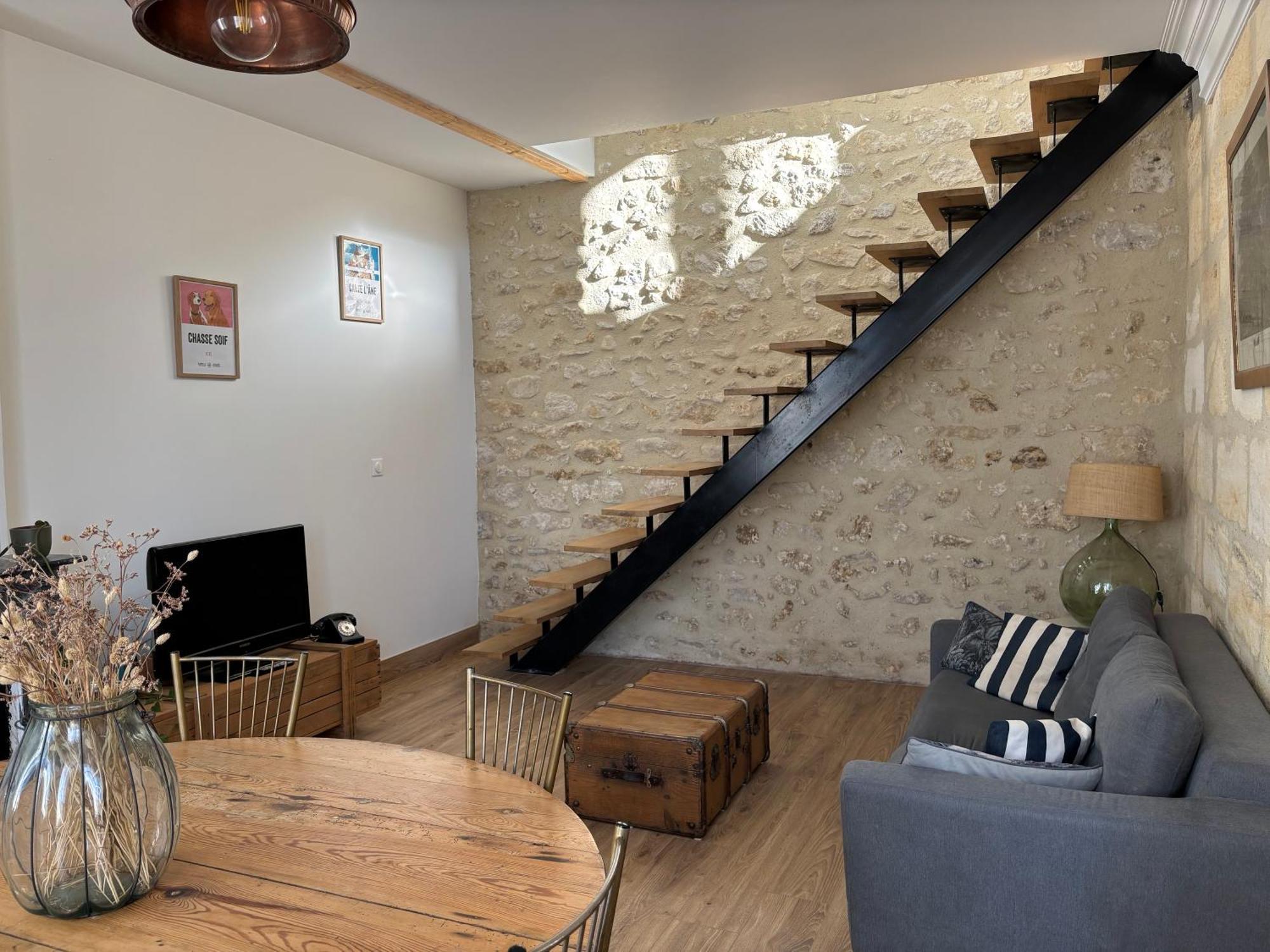 Holiday home Chateau La Fon Du Berger Saint-Sauveur (Gironde)